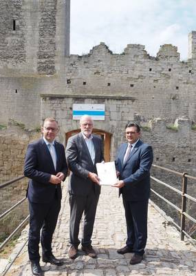 (vlnr) Landtagsabgeordneter Daniel Sturm, Staatsminister und Minister für Kultur des Landes Sachsen-Anhalt Rainer Robra, Oberbürgermeister der Stadt Naumburg Armin Müller ©Stadtverwaltung Naumburg (Saale)